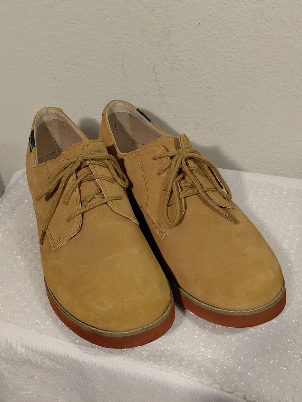 Easrland Classic Buck Oxfords